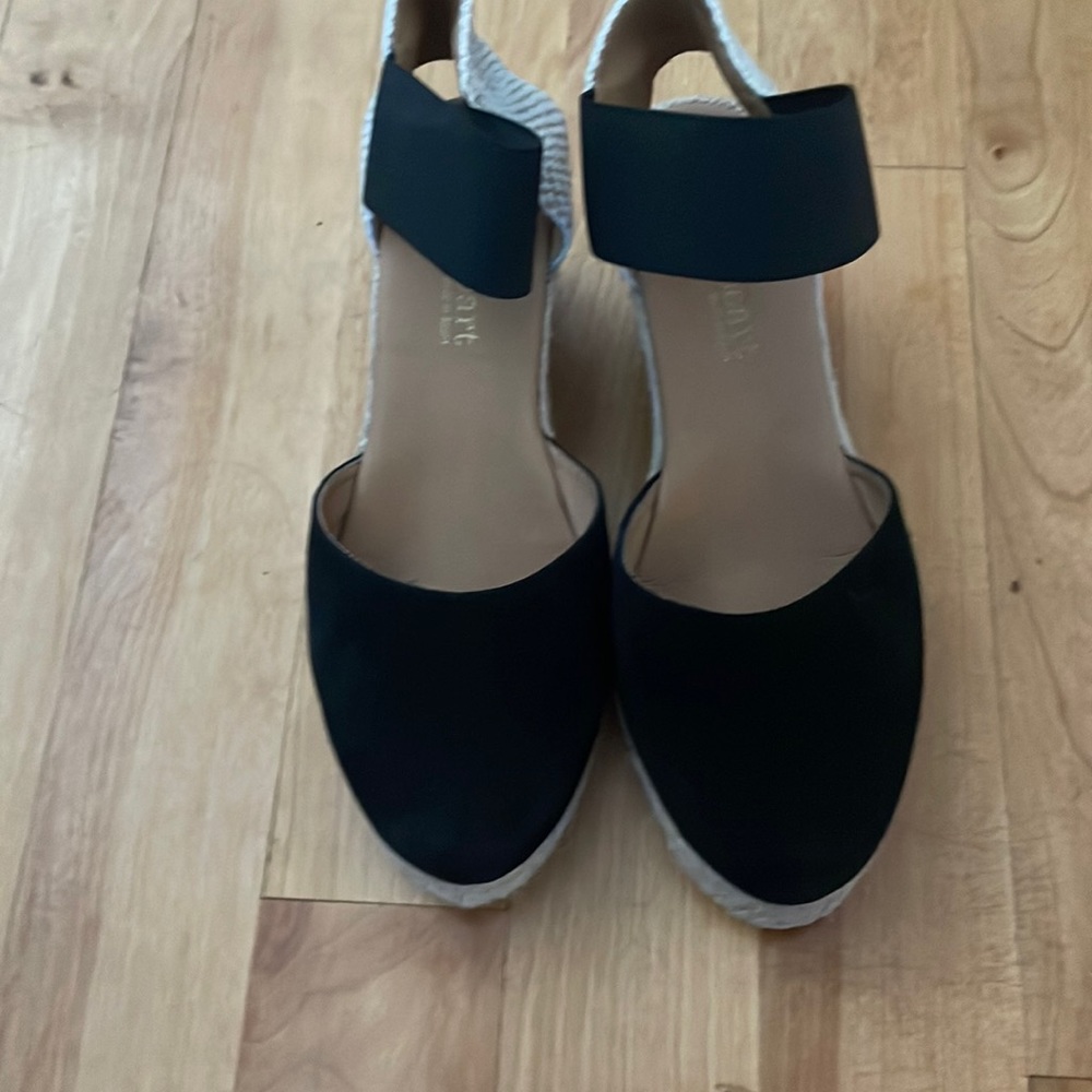 The perfect comfy wedge